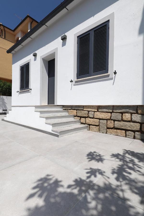 Renovated & Fully Equipped-Luxurious-2Room Fontana Suite, It Just Doesn'T Get Any Better! Olbia Exterior photo