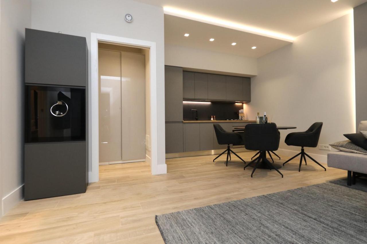 Renovated & Fully Equipped-Luxurious-2Room Fontana Suite, It Just Doesn'T Get Any Better! Olbia Exterior photo