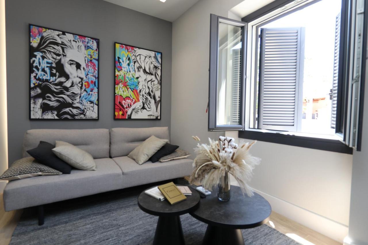 Renovated & Fully Equipped-Luxurious-2Room Fontana Suite, It Just Doesn'T Get Any Better! Olbia Exterior photo